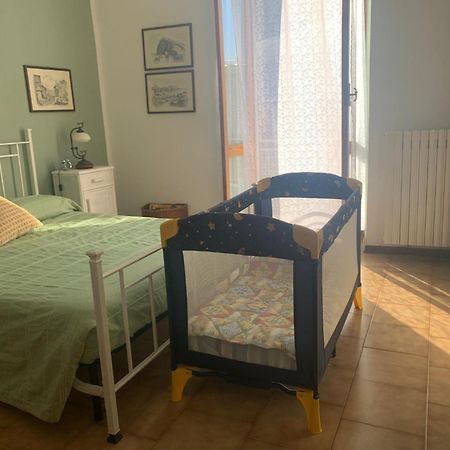 La Casa Del Nonno Apartment Omegna Bagian luar foto