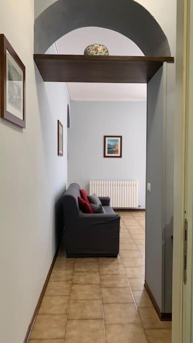 La Casa Del Nonno Apartment Omegna Bagian luar foto