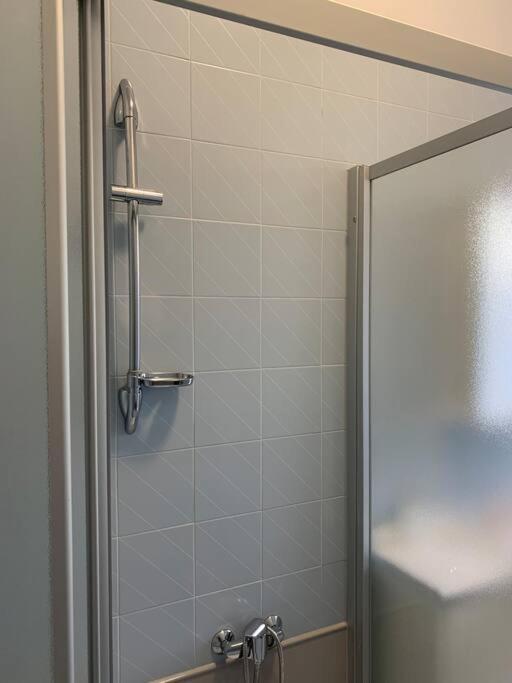 La Casa Del Nonno Apartment Omegna Bagian luar foto