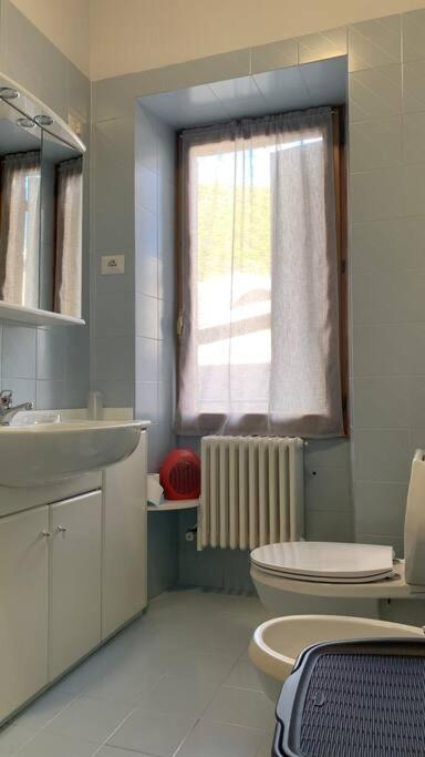 La Casa Del Nonno Apartment Omegna Bagian luar foto
